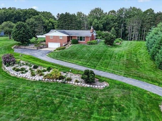 House for sale in Pleasant Plains, Illinois