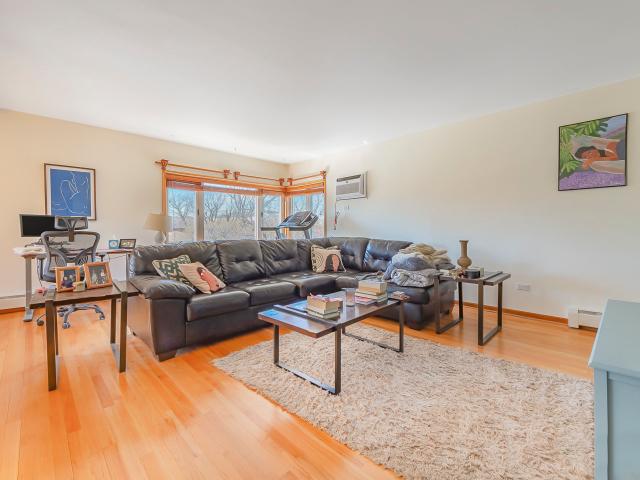 Condo for sale in Evanston, Illinois