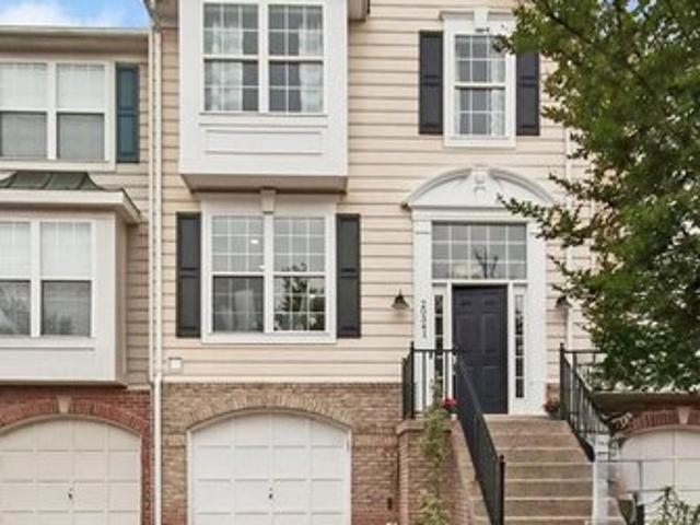 Townhouse for sale in Virginia