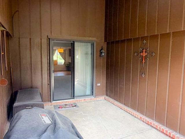 Condo for sale in Clinton Township, Michigan