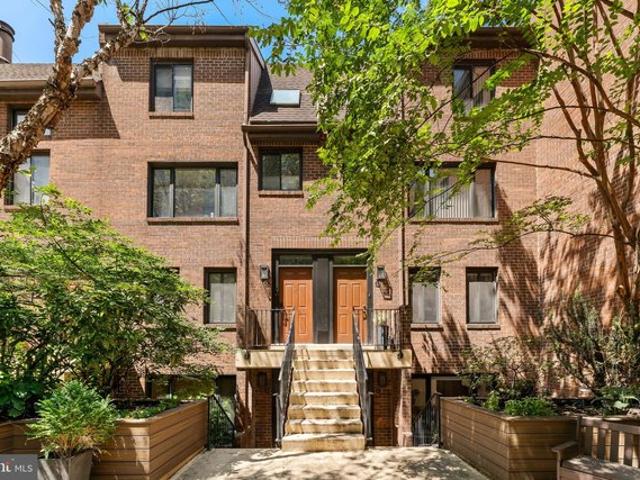 Condo for sale in Philadelphia, Pennsylvania