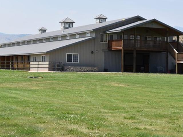 Farm for sale in Tonasket, Washington