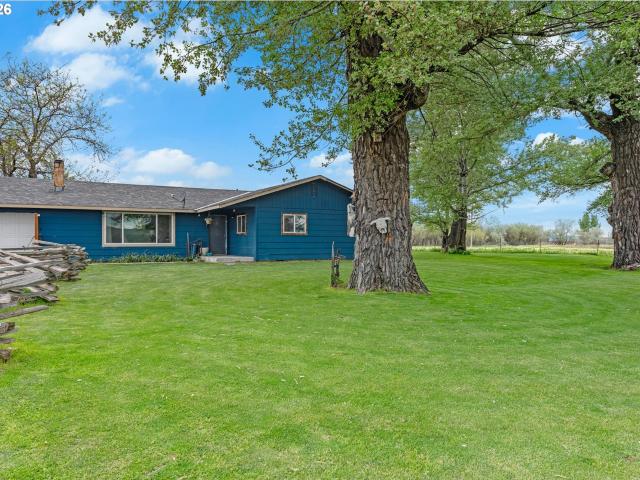 House for sale in Oregonia