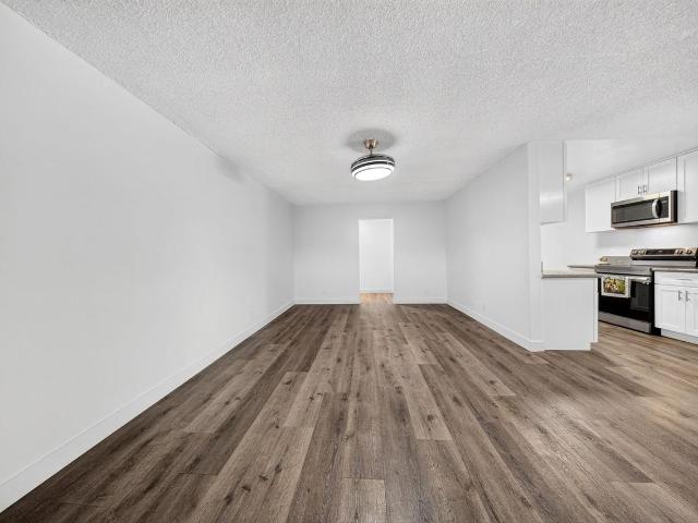 Apartment for rent in Van Nuys Neighborhood Council District, Canoga Park
