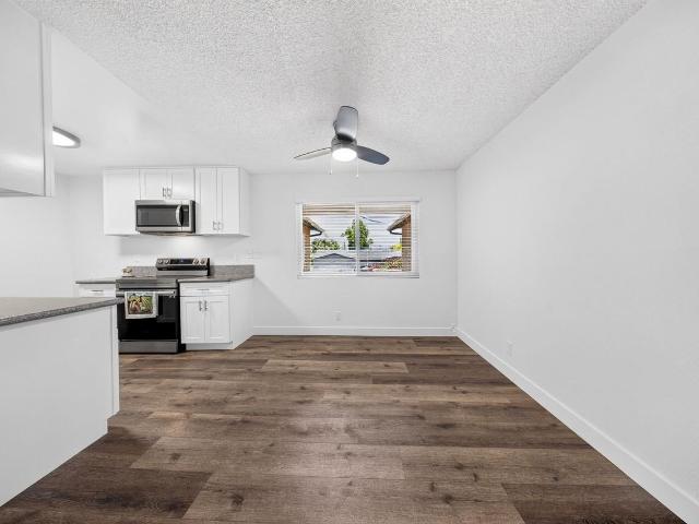 Apartment for rent in Van Nuys Neighborhood Council District, Canoga Park