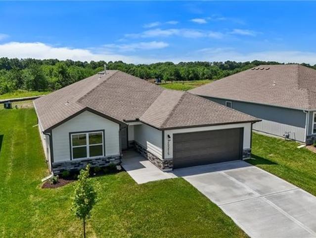 House for sale in Spring Hill, Johnson County