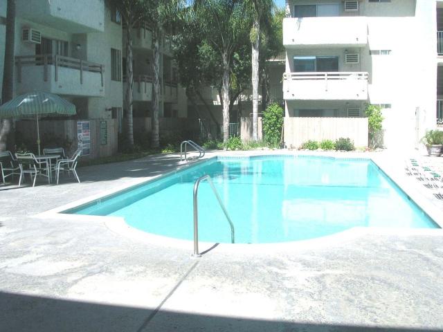 Apartment for rent in Van Nuys Neighborhood Council District, Canoga Park