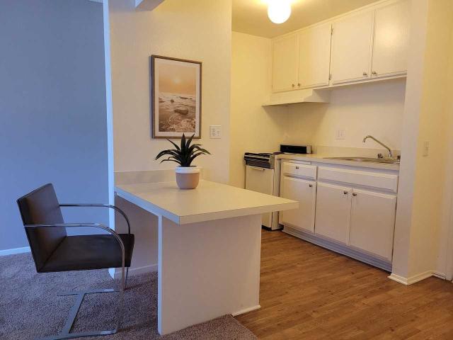Apartment for rent in Van Nuys Neighborhood Council District, Canoga Park
