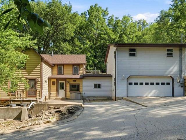 House for sale in Dubuque, Iowa