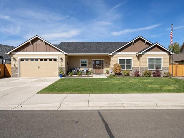 House for sale in Central Point, Oregon