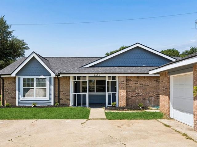 House for sale in Carrollton, Texas