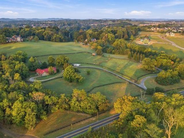 Land for sale in Franklin, Middle Tennessee