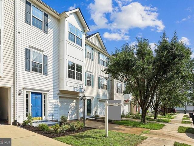 Townhouse for sale in Virginia