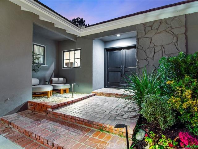House for sale in Woodland Hills-Warner Center Neighborhood Council District, Canoga Park