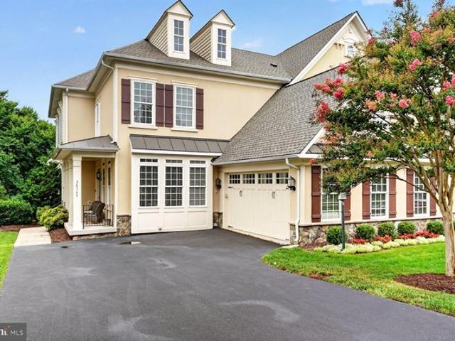 Townhouse for sale in Virginia