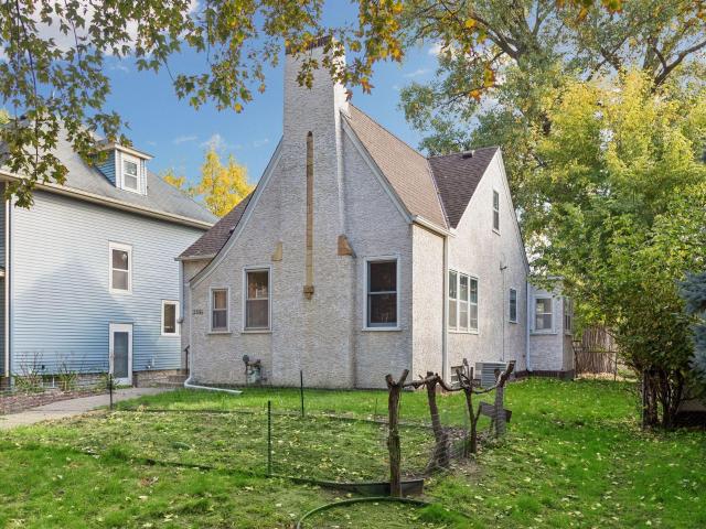 House for sale in Merriam Park, Saint Paul