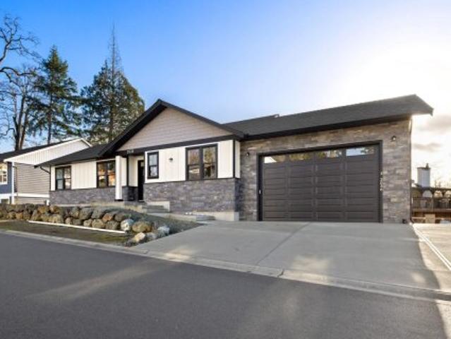 Property for sale in Duncan, British Columbia