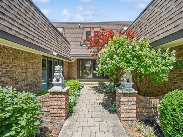 House for sale in Glenview, Illinois
