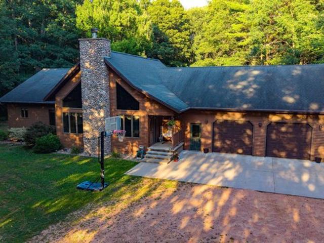 House for sale in Rosholt, Wisconsin