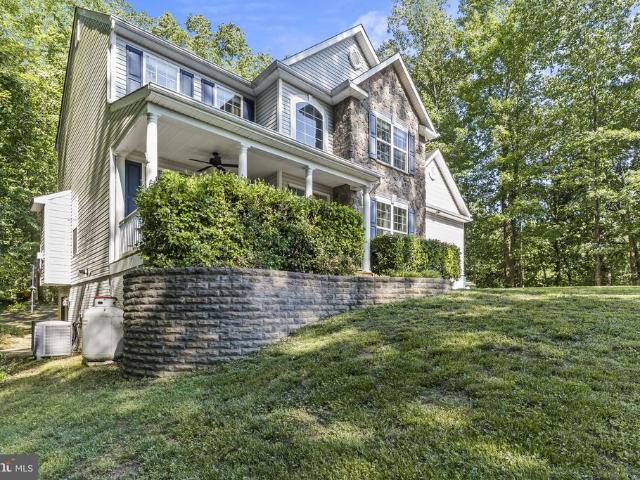 House for sale in Huntingtown, Maryland