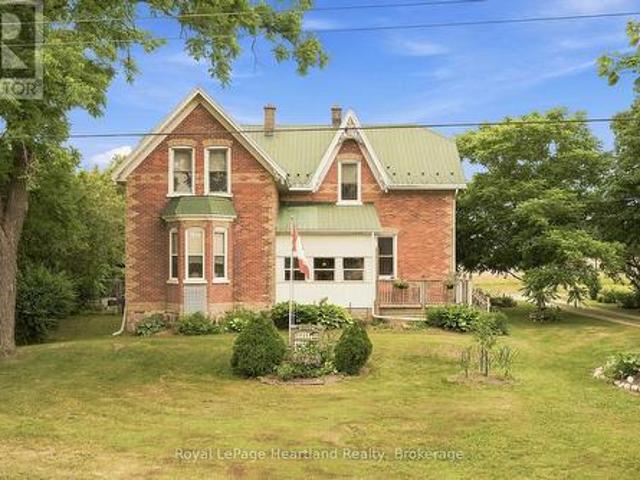 House for sale in Howick, Ontario