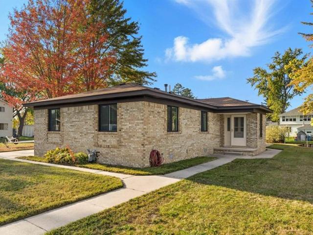 House for sale in Algonac, Michigan