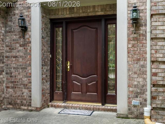 House for sale in Troy, Michigan