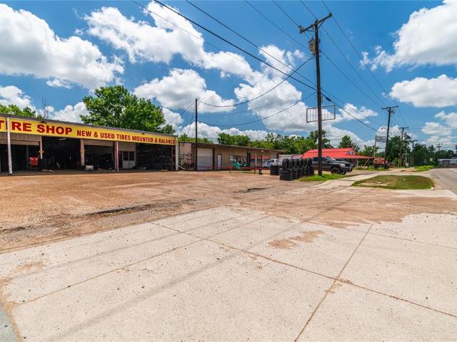 Commercial for sale in Lamar, Texas