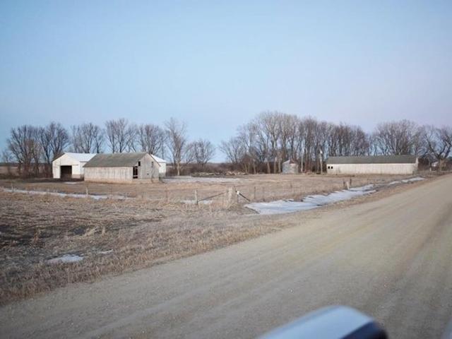 Land for sale in Hazleton, Iowa