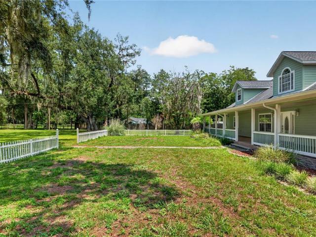 House for sale in Trenton, Florida
