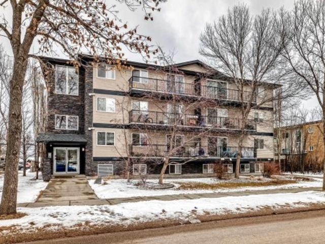 Condo for sale in Wedgewood, Alberta