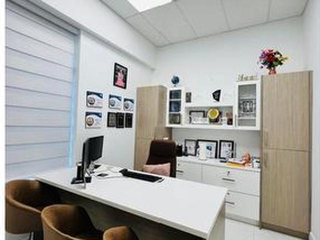 Commercial for rent in Delta, British Columbia