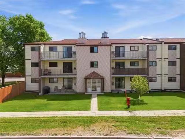 Condo for sale in East St. Paul, Manitoba