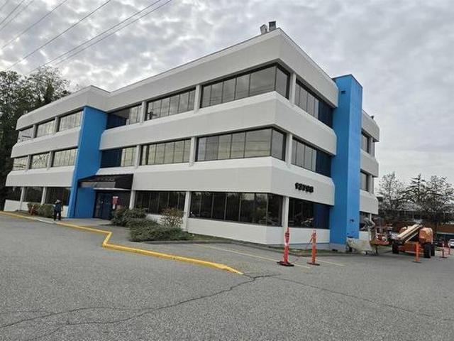 Commercial for rent in City Centre, Surrey
