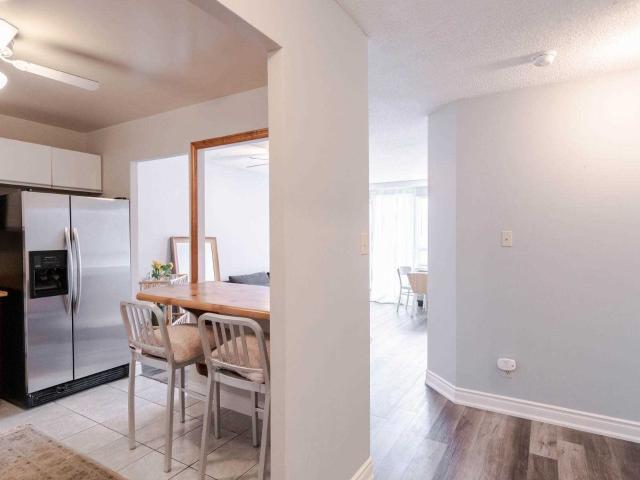 Condo for sale in East Gwillimbury, Ontario