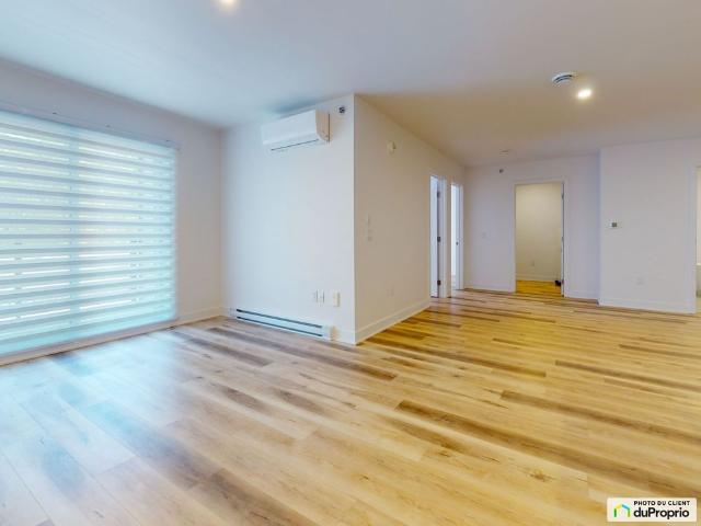 Apartment for rent in Laval-des-Rapides, Laval (région administrative)