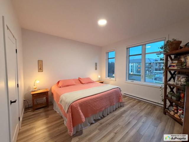Apartment for rent in Place-Normandie, Lévis