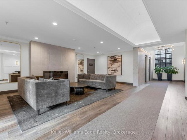 Condo for sale in Oakville, Ontario