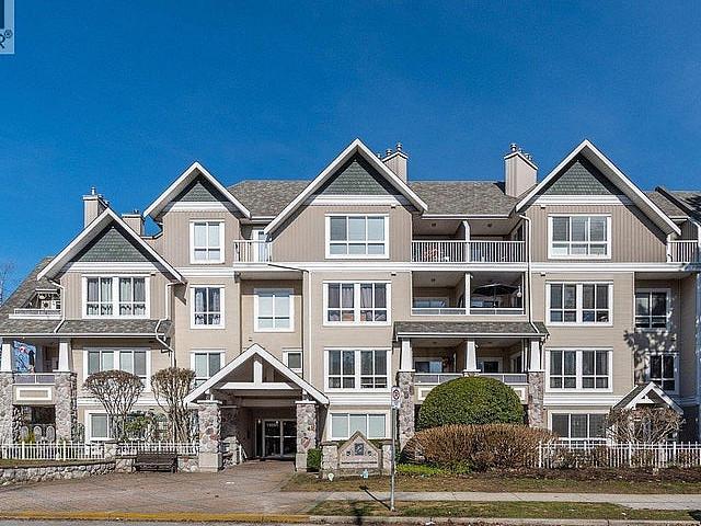 Condo for sale in British Columbia
