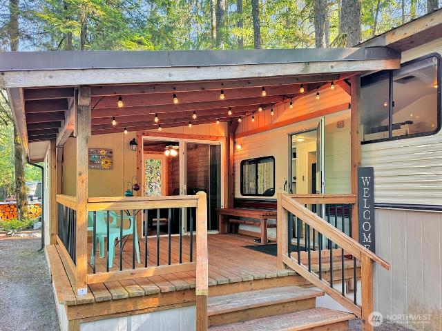 House for sale in Kendall, Maple Falls