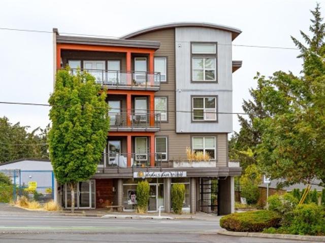 Property for sale in Esquimalt, Capital Regional District