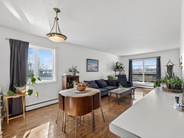 Condo for sale in Saint-lambert, Quebec