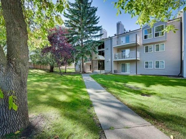 Condo for sale in Saint Albert, Alberta