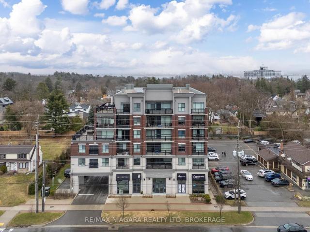 Condo for rent in Ancaster, Ontario