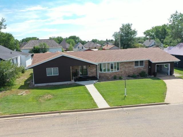 House for sale in Bowman, North Dakota