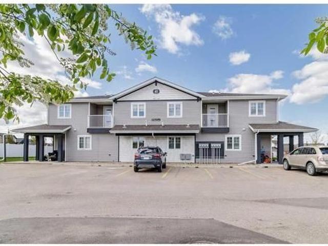Condo for sale in Sylvan Lake