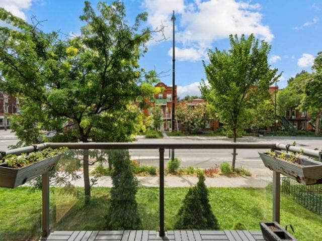 Condo for sale in La Petite-Patrie, Montréal
