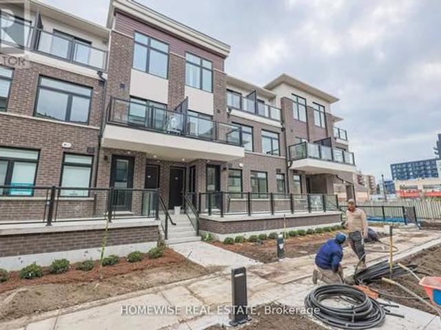 Townhouse for rent in Durham, Ontario