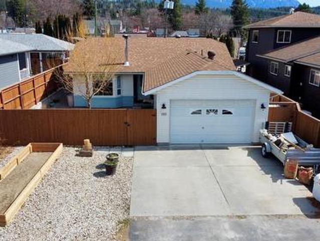 House for sale in Nakusp, British Columbia