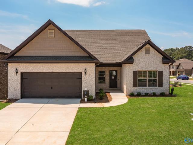 House for sale in Harvest, Alabama